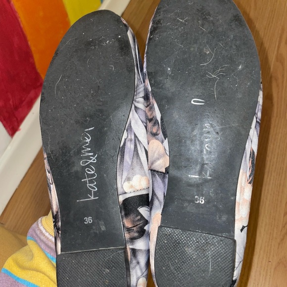 Floral Loafers - Picture 4 of 5